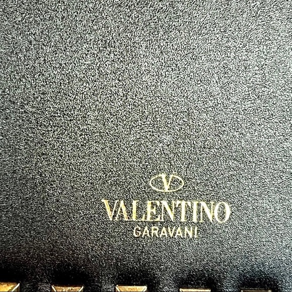 VALENTINO GARAVANI NWT BLACK LEATHER ROCK STAR GOLD STUDDED SHOULDER BAG - Picture 2 of 14